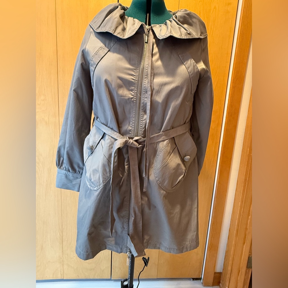 Vertigo Paris Women's Gray Trench Coat